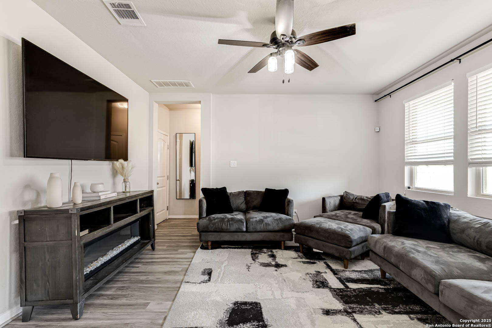 6823 Dashmoor Creek San Antonio TX 78244