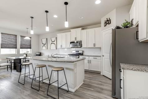 6823 Dashmoor Creek San Antonio TX 78244