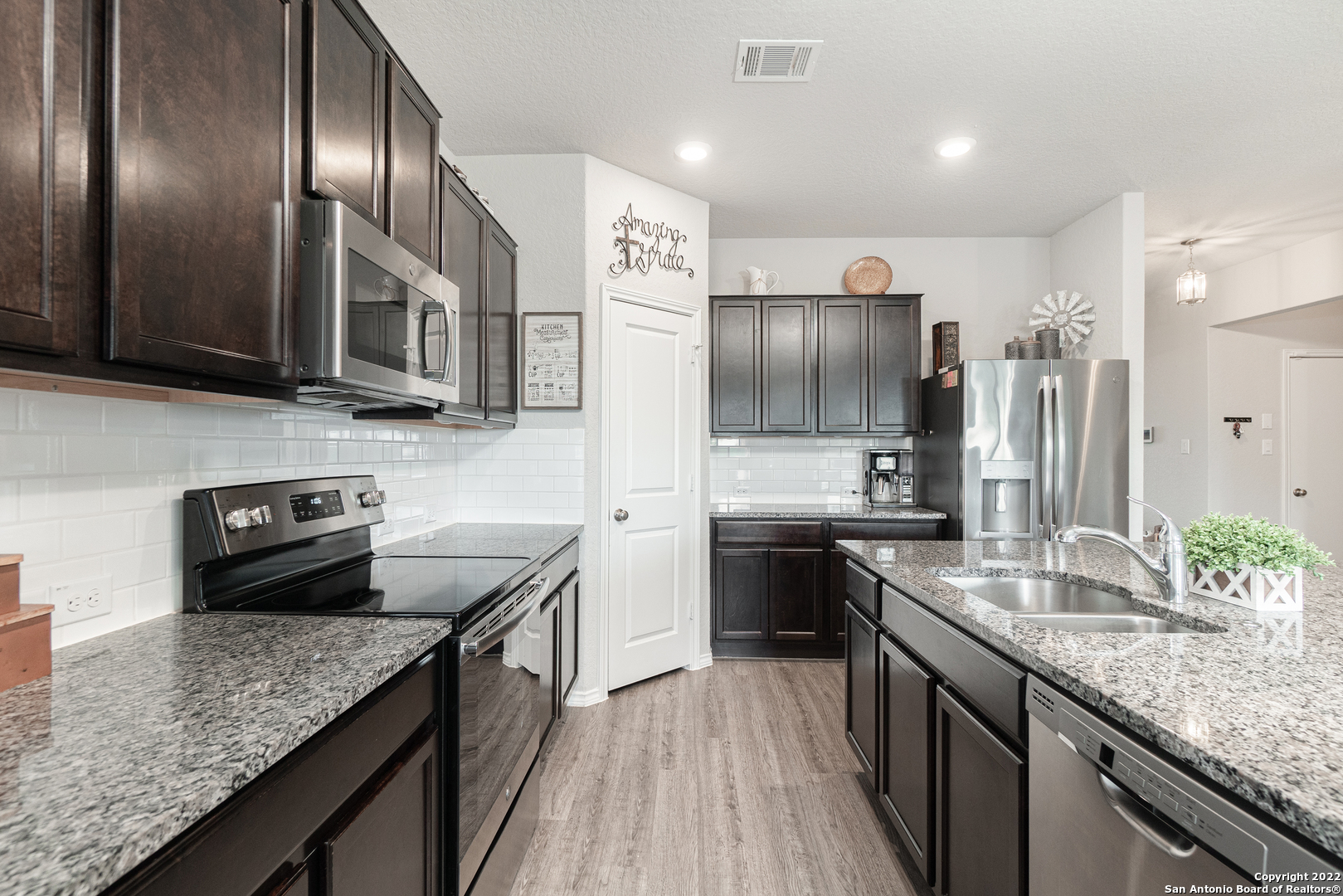 5862 Hopper Court New Braunfels TX 78132