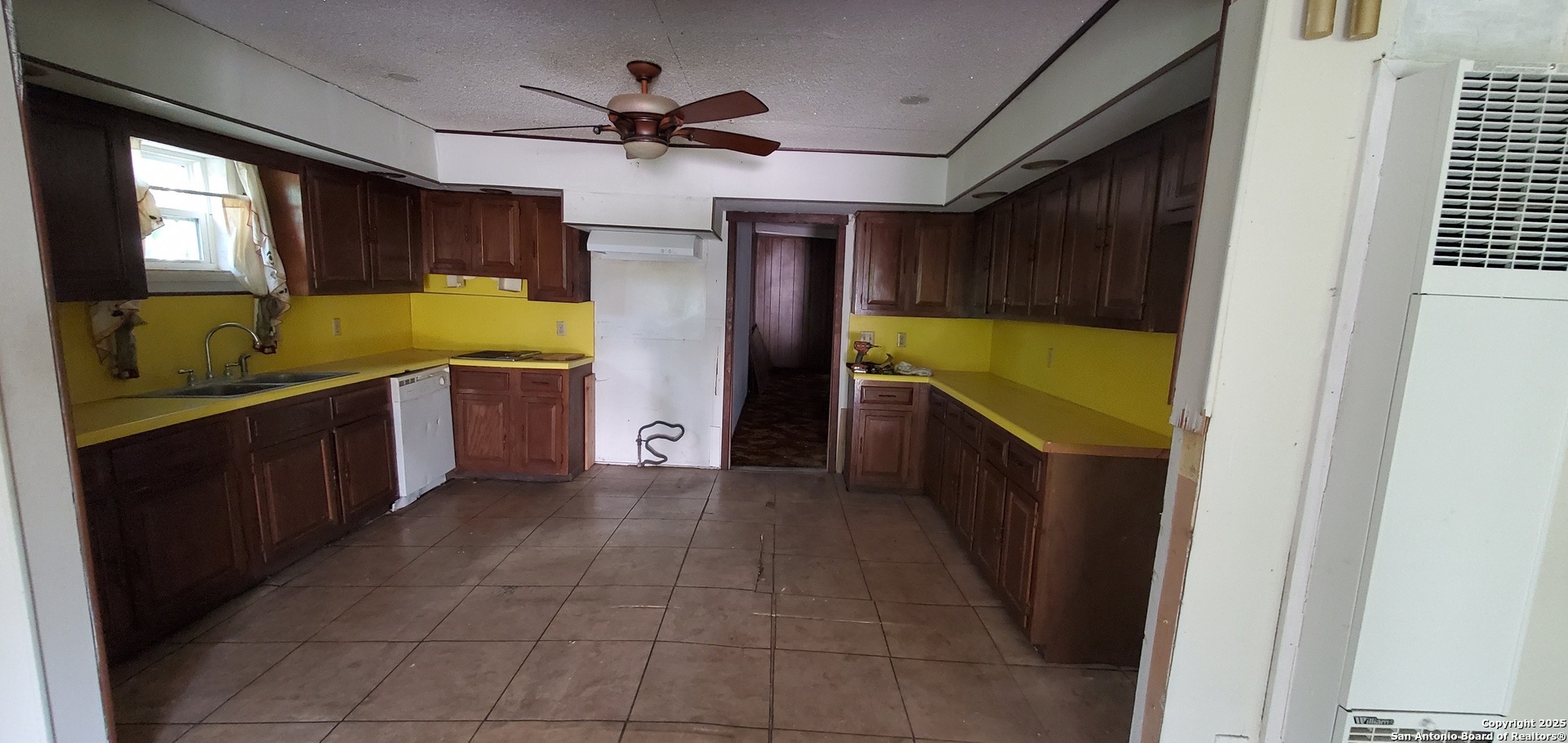 916 SW 39th San Antonio TX 78237
