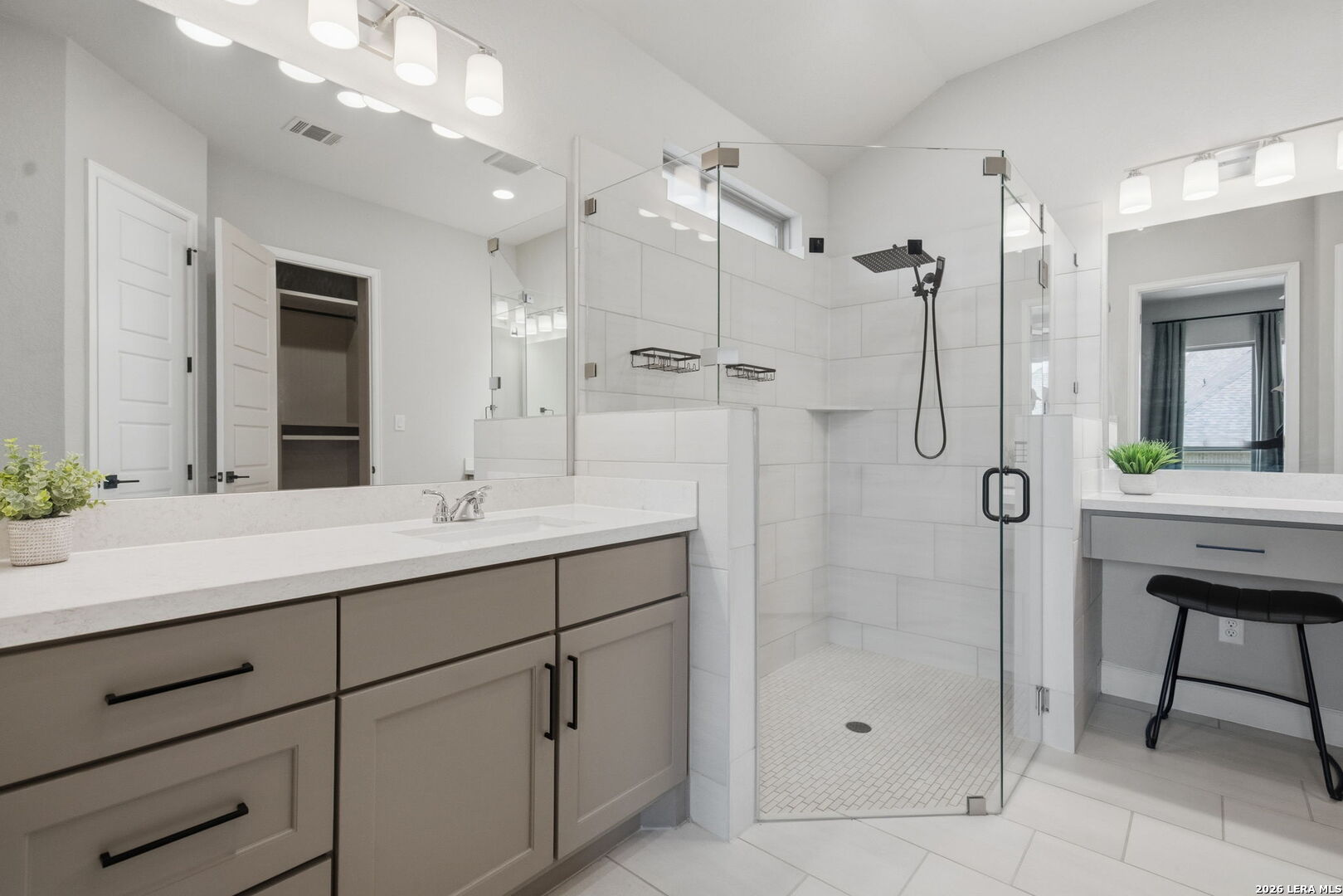 1838 Luna New Braunfels TX 78132