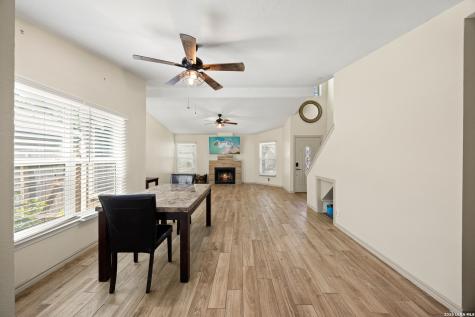 9118 Autumn Meadows San Antonio TX 78254