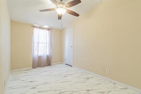 18065 County Road 163 Elmendorf TX 78112