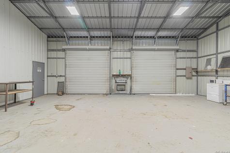 18065 County Road 163 Elmendorf TX 78112