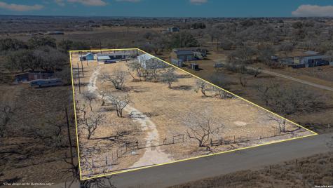 18065 County Road 163 Elmendorf TX 78112