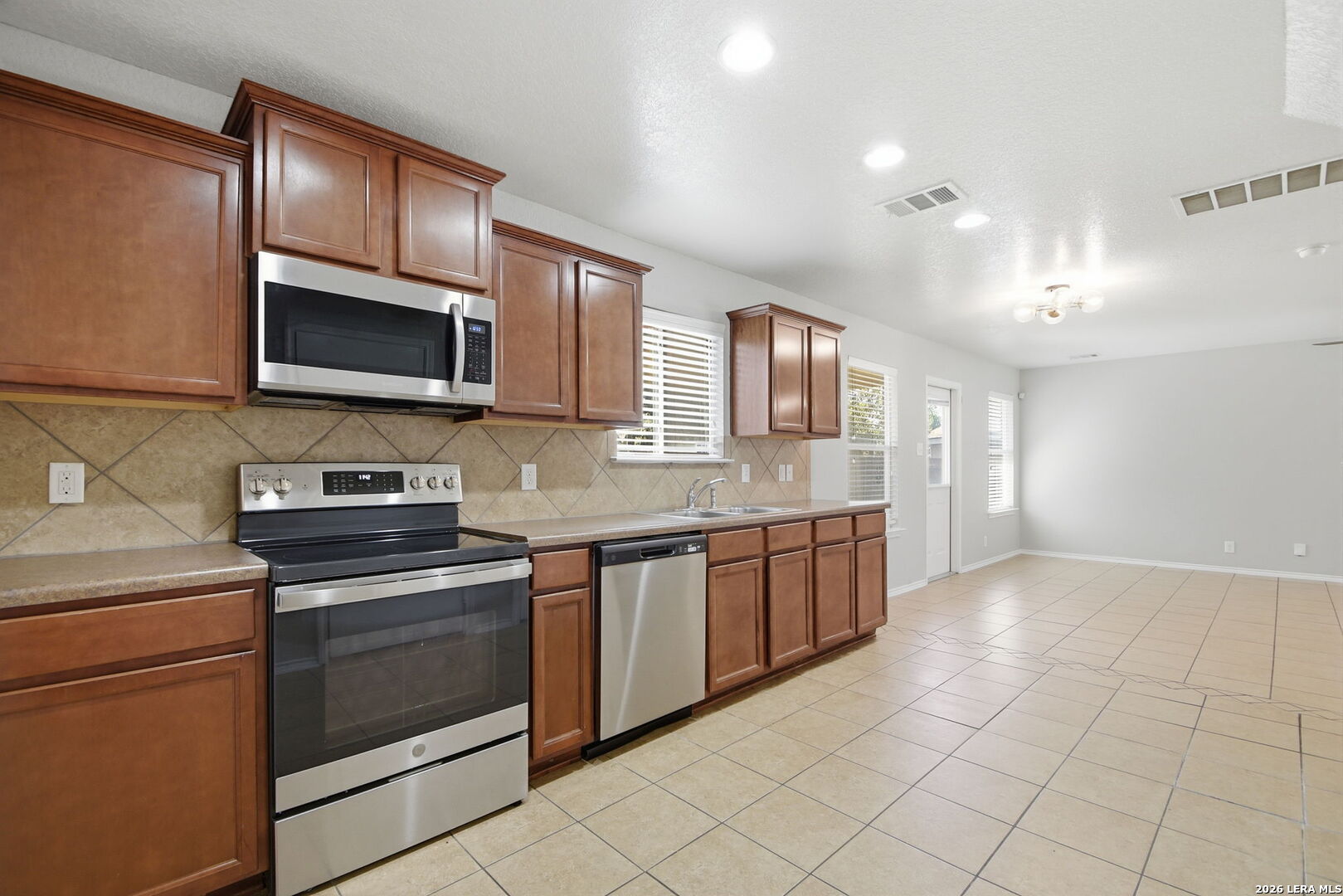 12126 Chi Chis Cove San Antonio TX 78221