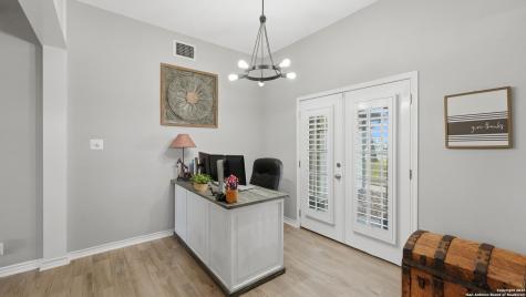 226 Broken Arrow Floresville TX 78114