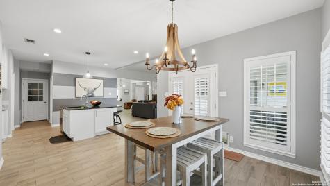 226 Broken Arrow Floresville TX 78114