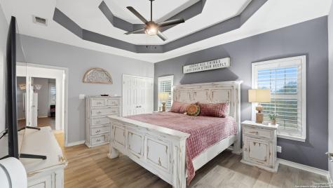 226 Broken Arrow Floresville TX 78114