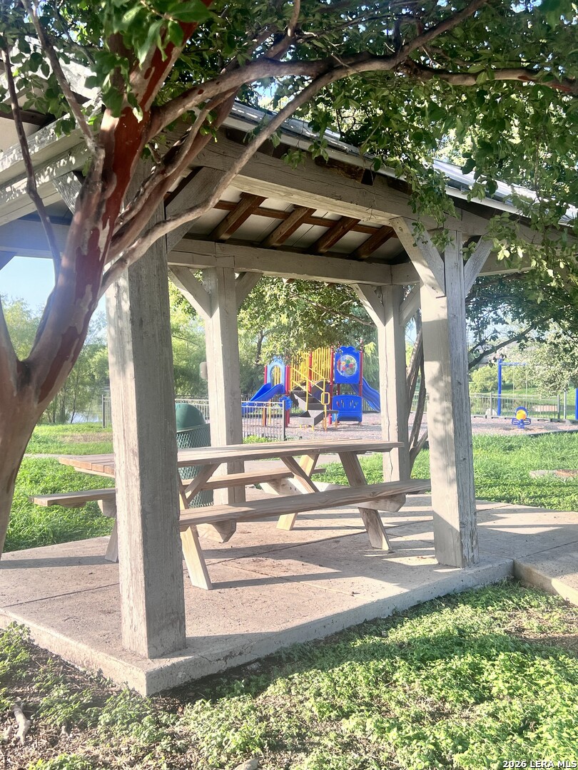 9043 Indigo Lake San Antonio TX 78245