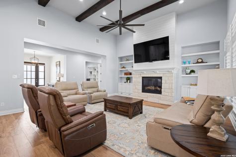 11103 Kendall Canyon San Antonio TX 78255