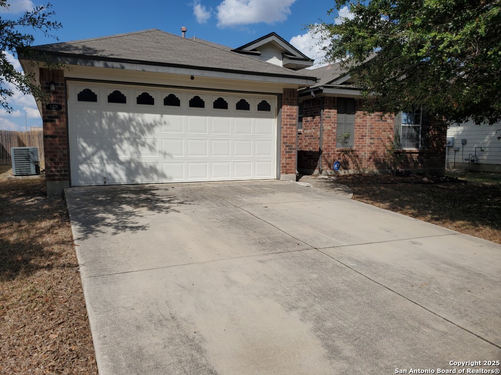8411 Favero Cove Converse TX 78109