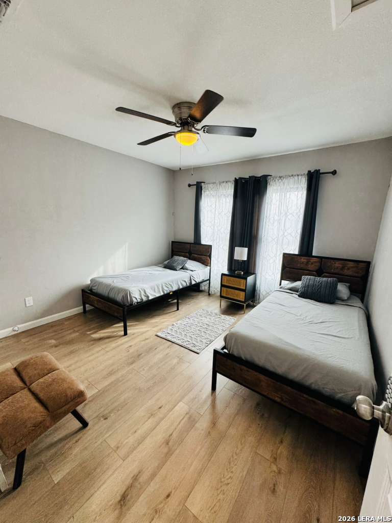 1035 W Wildwood Drive San Antonio TX 78201