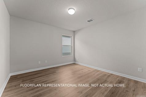 6260 Persimmon Lake San Antonio TX 78245