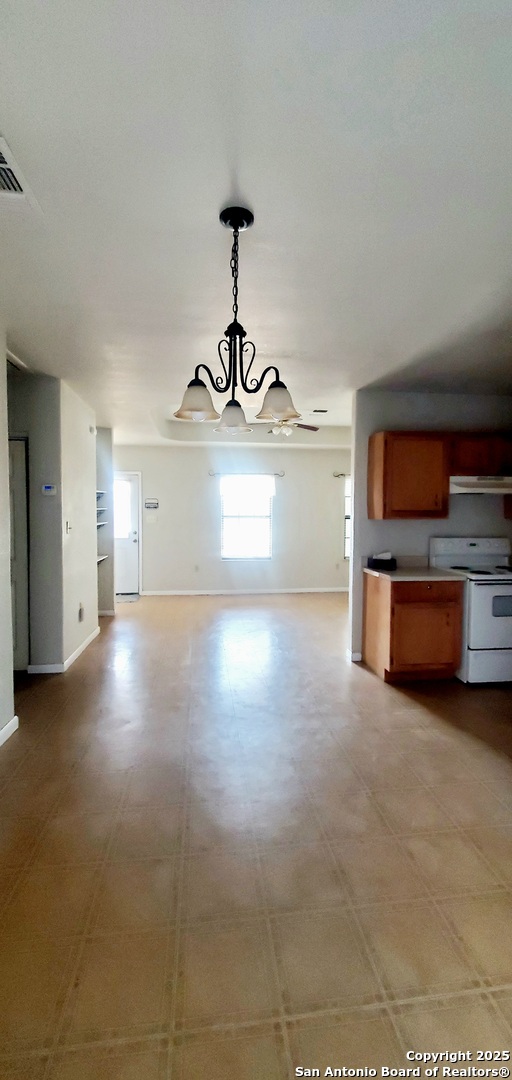 506 2nd Cotulla TX 78014
