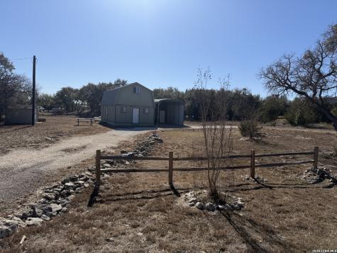 9137 Fawn Creek Spring Branch TX 78070