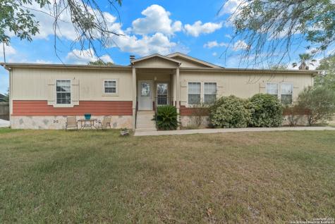 76 Medina Lake Drive Pleasanton TX 78064