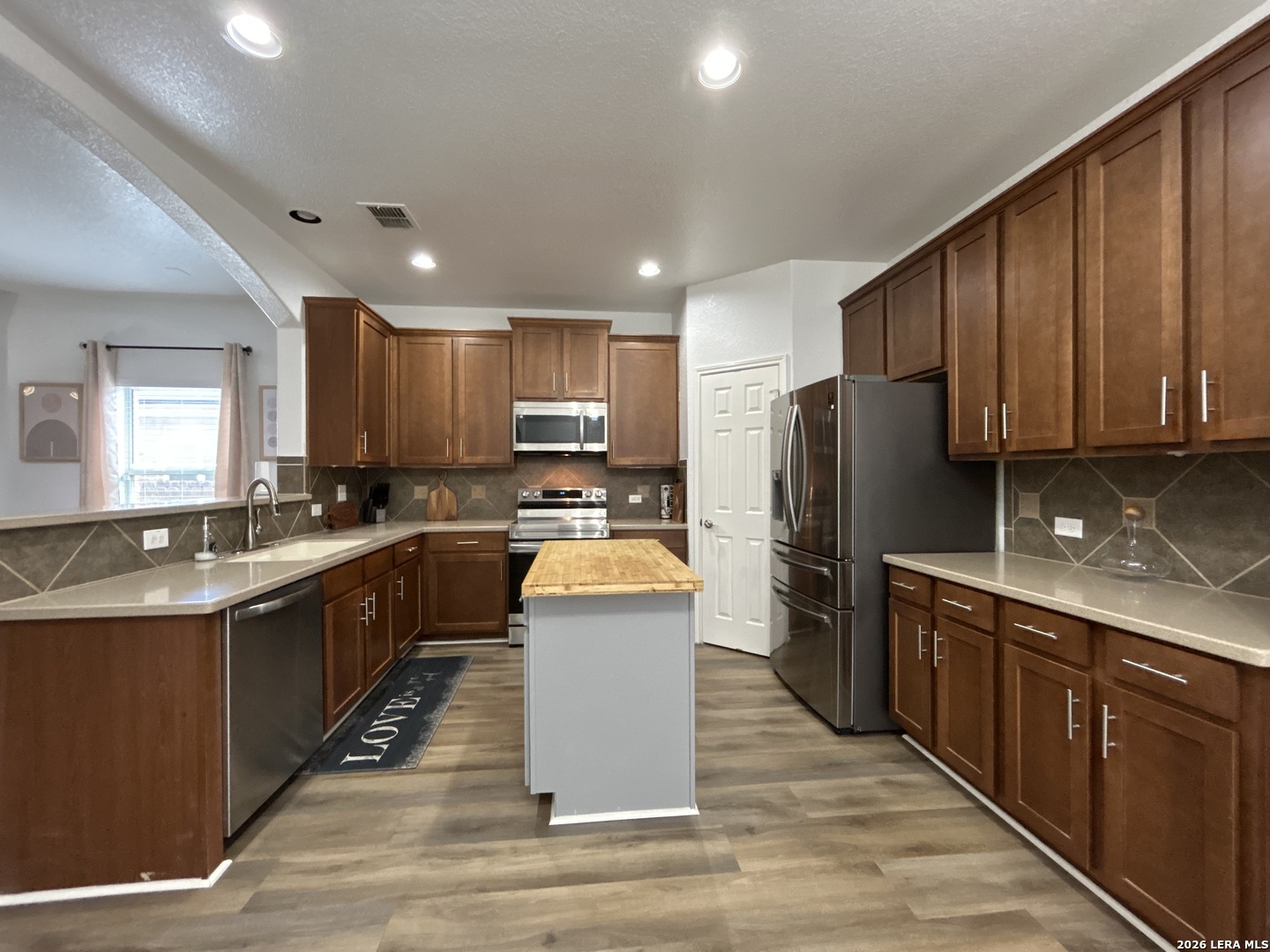 8102 Grissom Circle San Antonio TX 78251