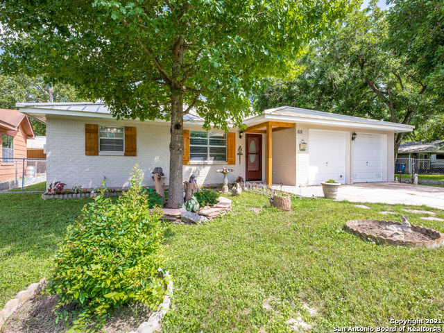 818 E Torrey Street New Braunfels TX 78130
