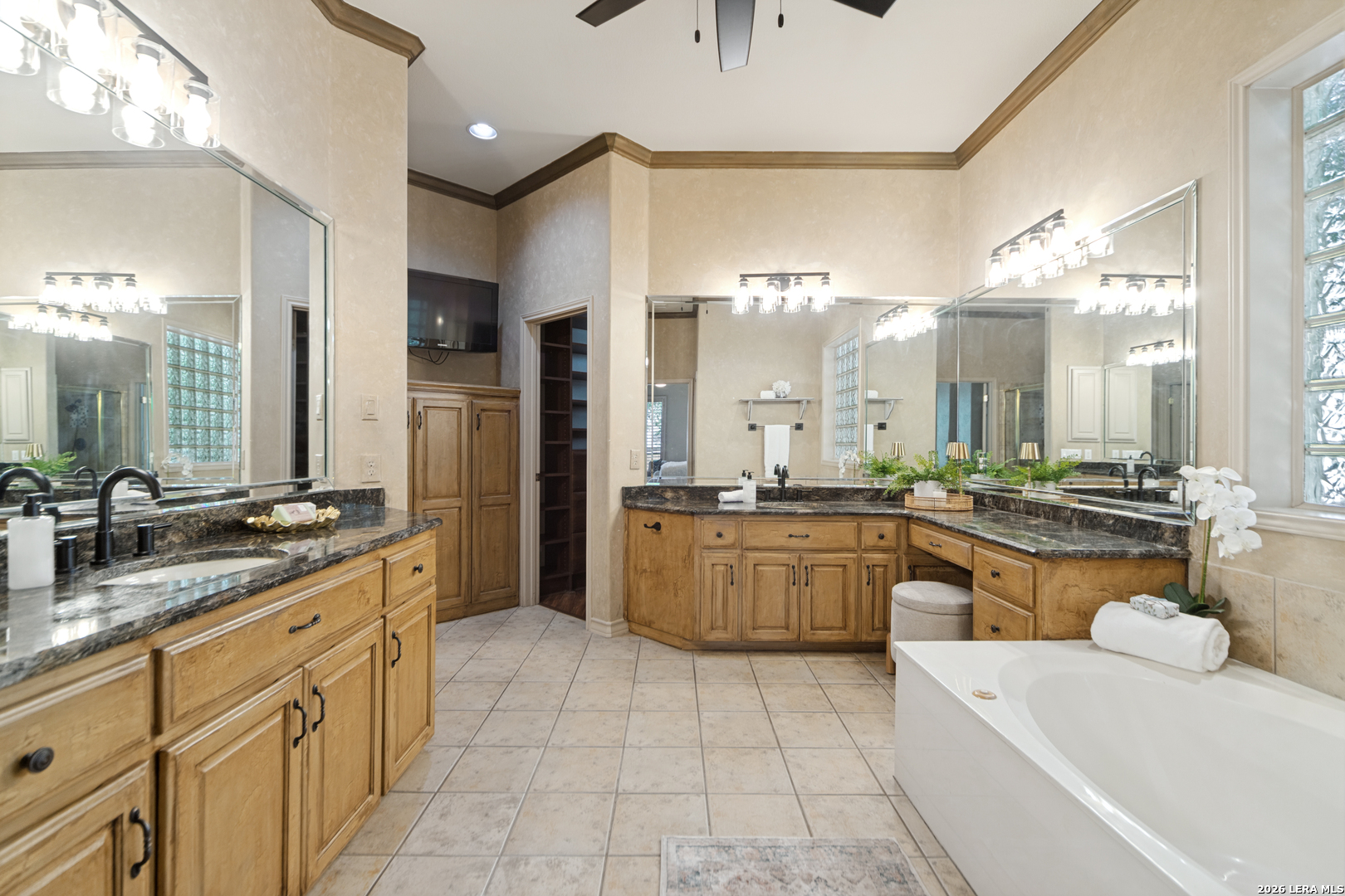 8 Aspen Creek Drive San Antonio TX 78248