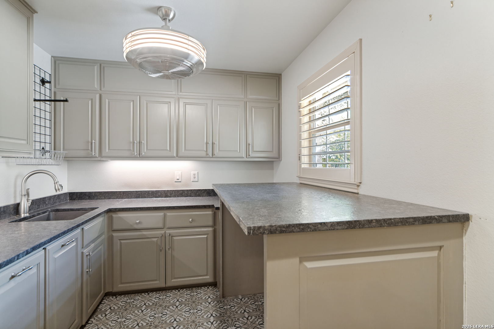 8 Aspen Creek Drive San Antonio TX 78248