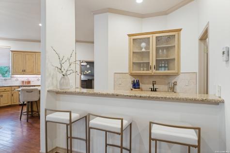 8 Aspen Creek Drive San Antonio TX 78248
