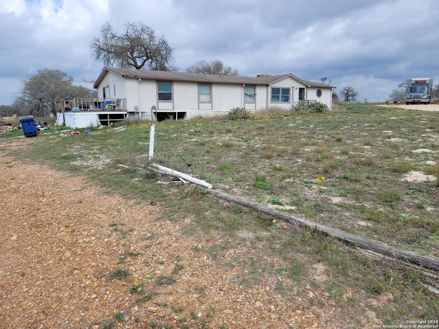 522 Lazy Oak Lane La Vernia TX 78121