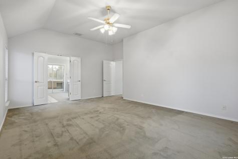 4509 Cascade Schertz TX 78154