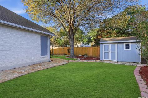 4509 Cascade Schertz TX 78154