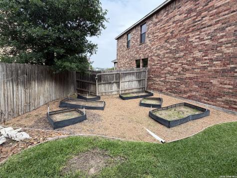 1303 Osnats San Antonio TX 78258