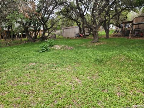 520 Royal Oak Canyon Lake TX 78133