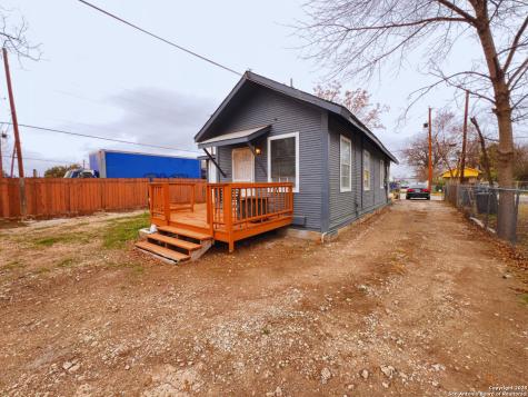 1046 Rivas Street San Antonio TX 78207