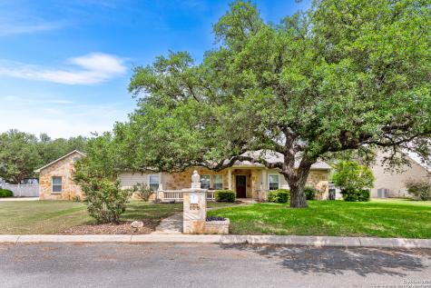 108 County Road 4325 Hondo TX 78861