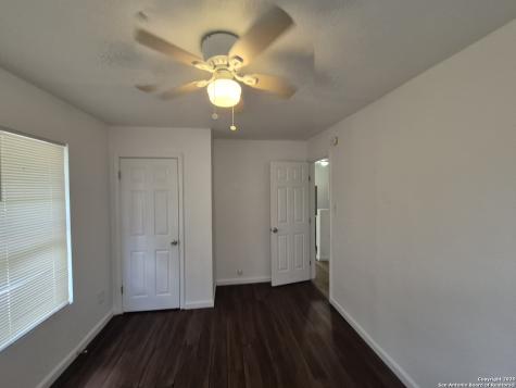 443 Bundy San Antonio TX 78220