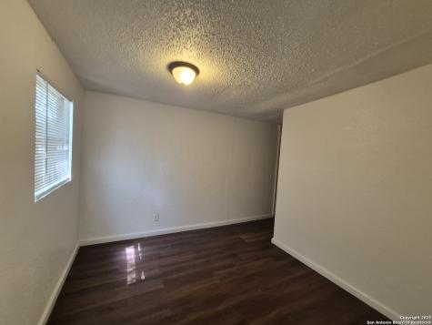 443 Bundy San Antonio TX 78220