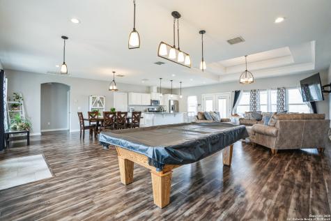 254 Broken Arrow Floresville TX 78114