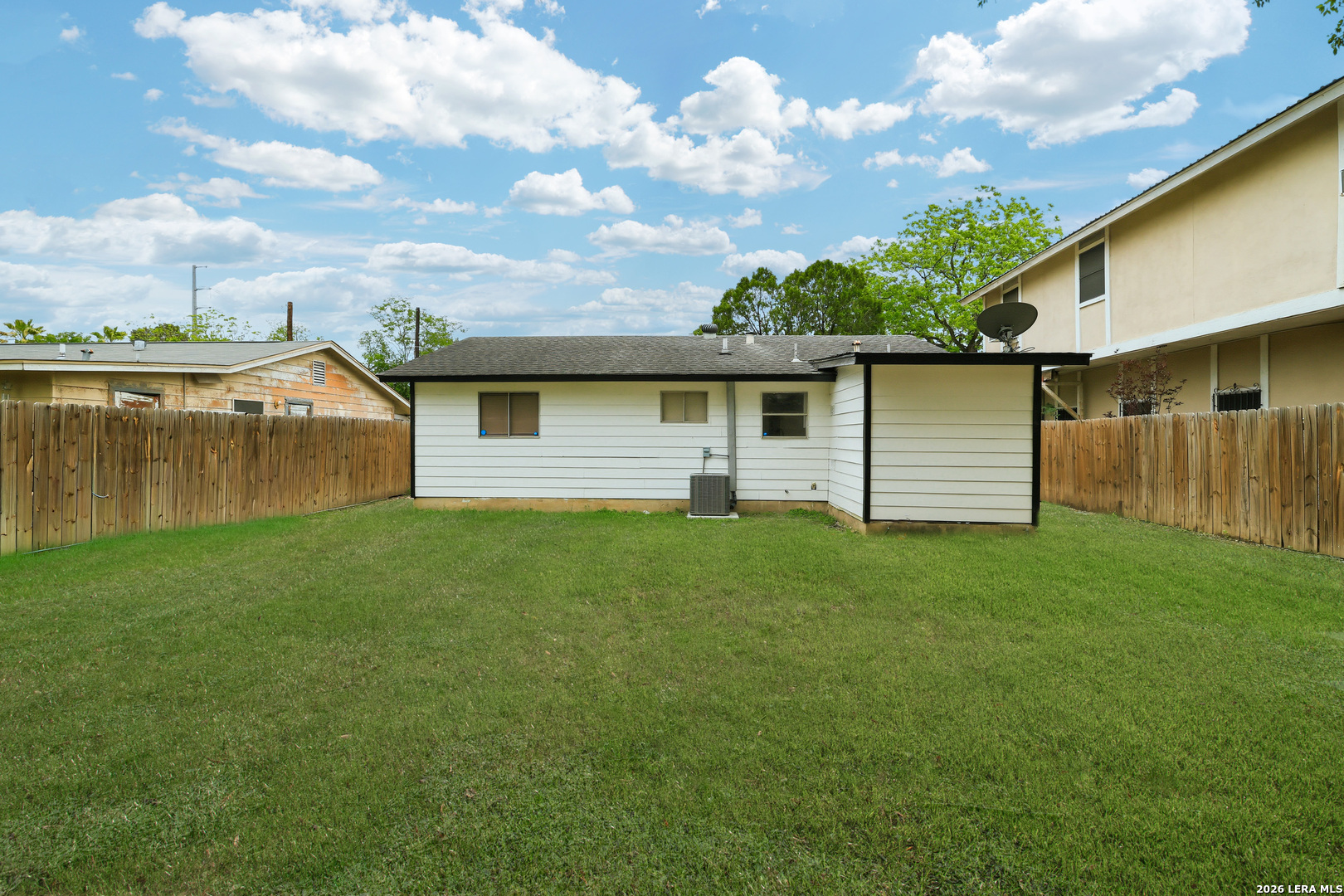 5323 El Paso Street San Antonio TX 78237