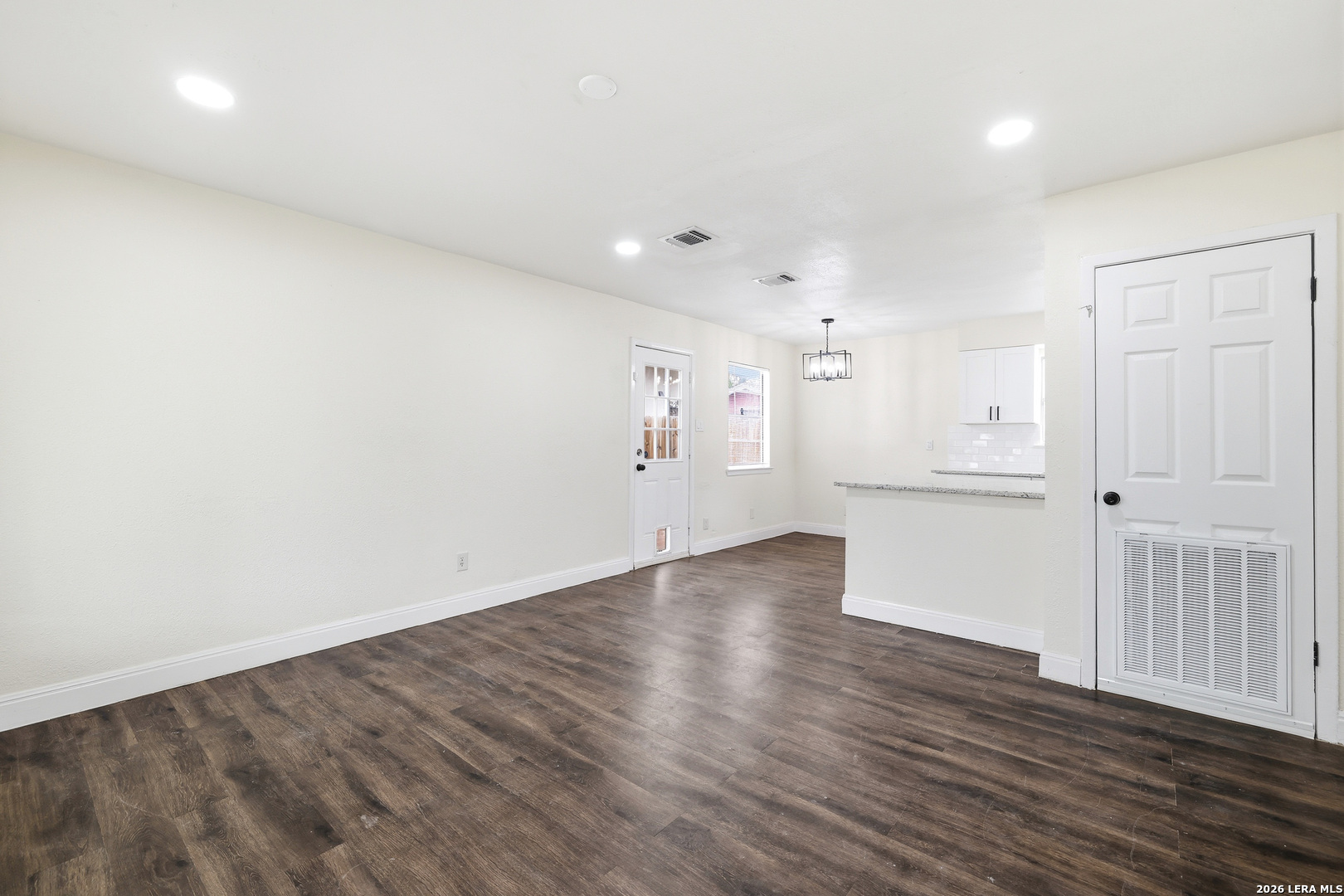 5323 El Paso Street San Antonio TX 78237