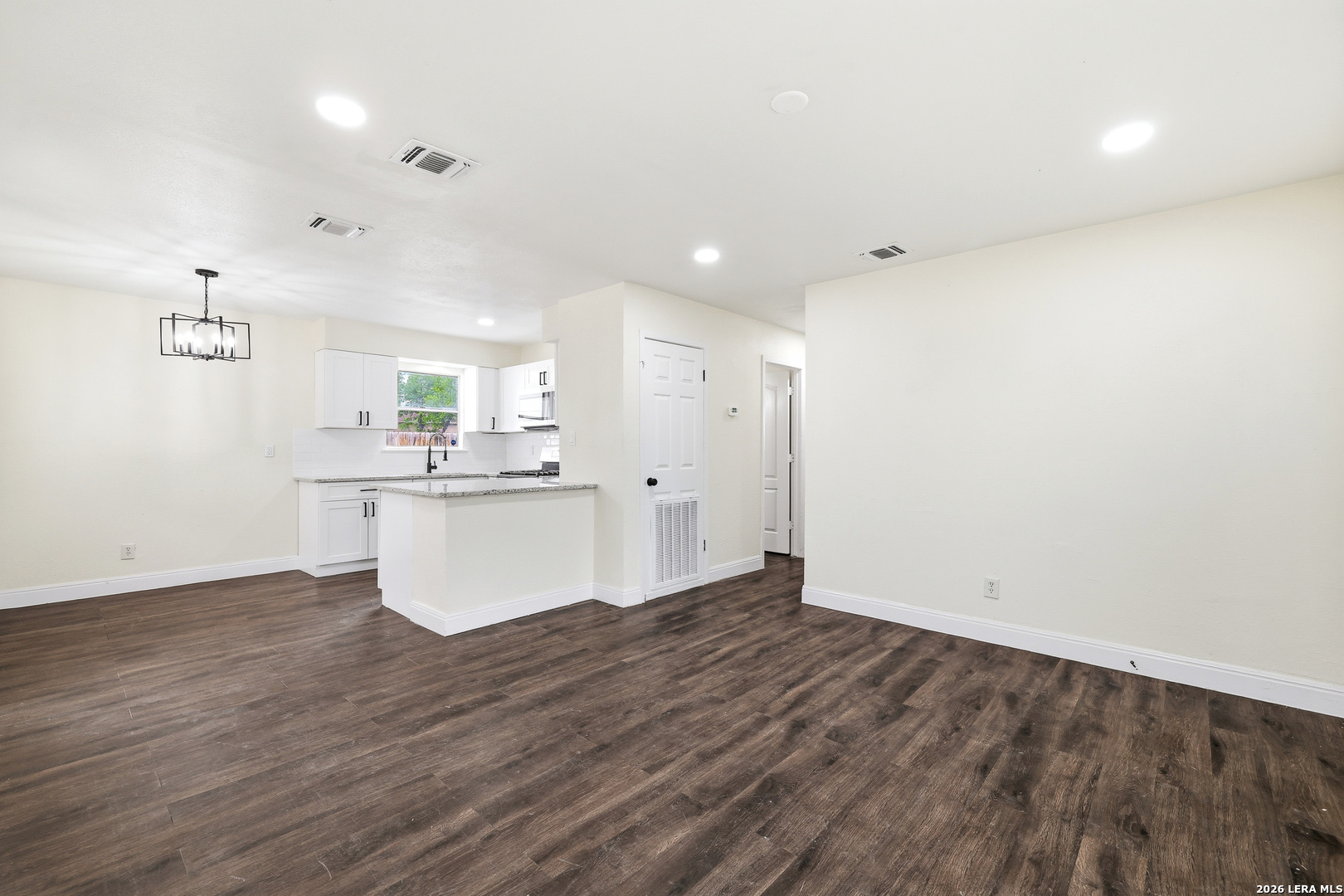5323 El Paso Street San Antonio TX 78237