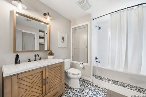 601 Valley View West Road San Marcos TX 78666