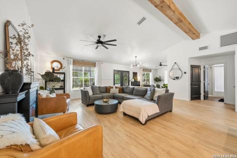601 Valley View West Road San Marcos TX 78666