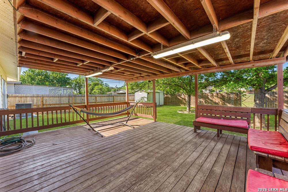 9518 Arcadia Creek San Antonio TX 78251