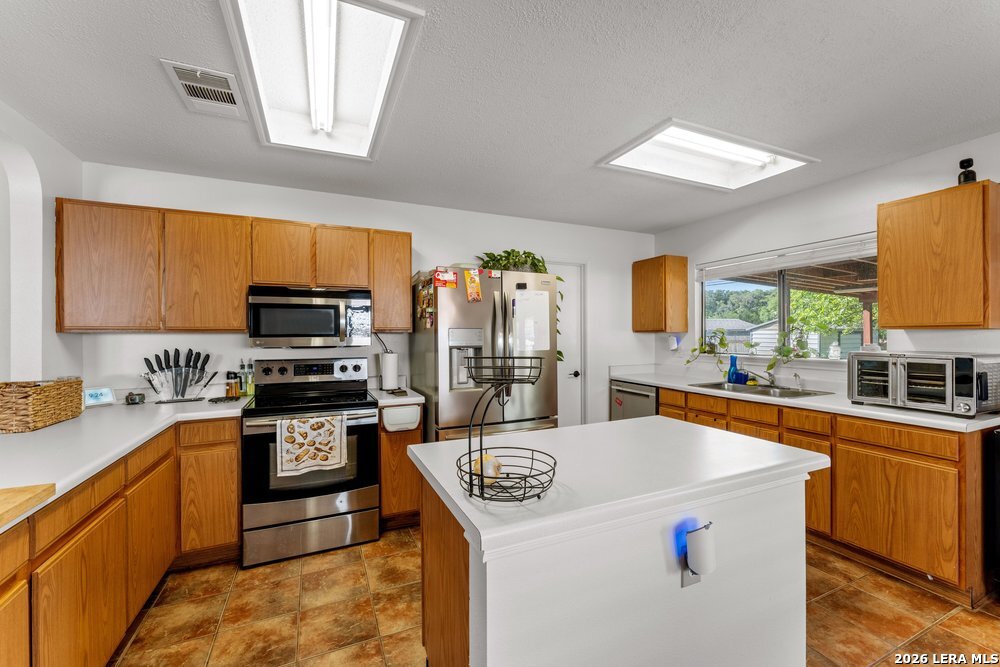 9518 Arcadia Creek San Antonio TX 78251