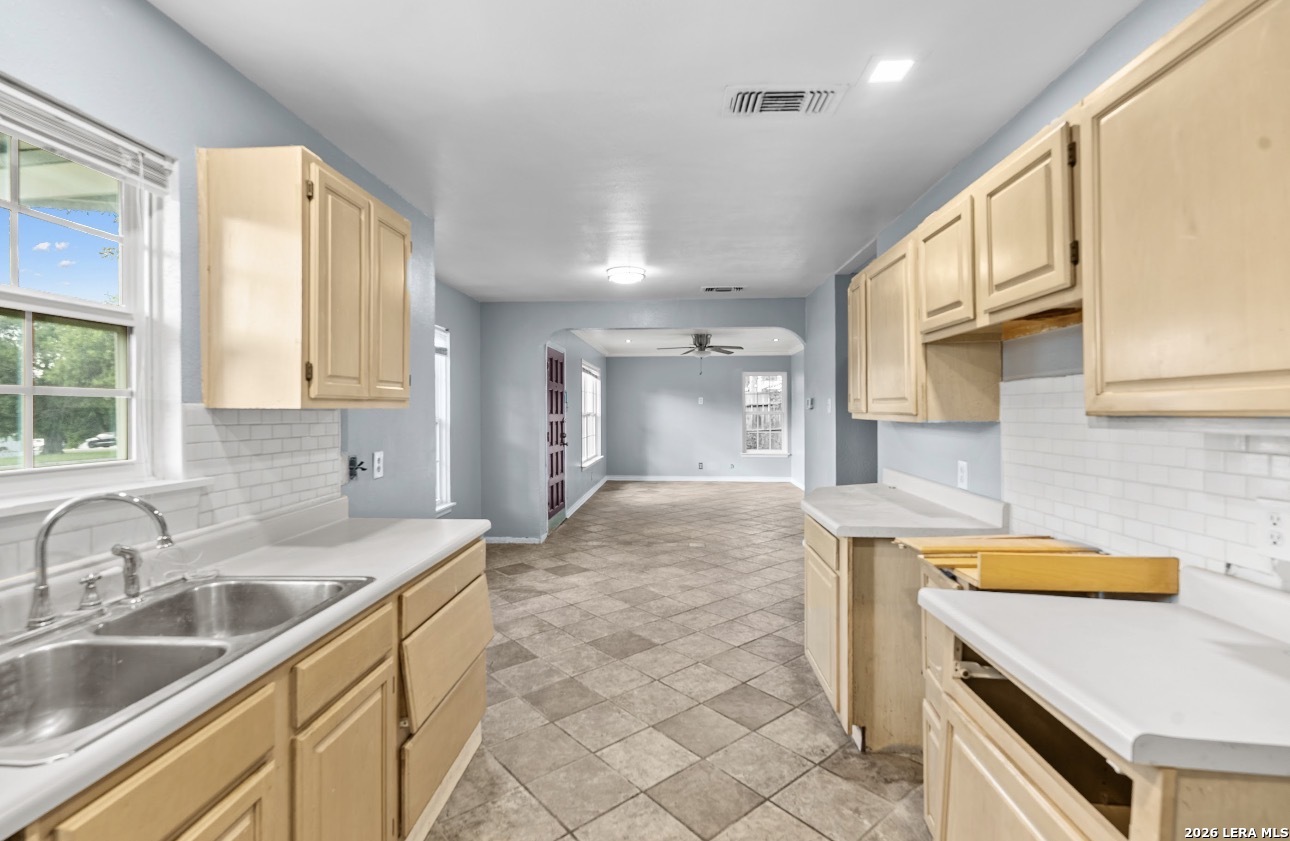 6806 Bender Drive San Antonio TX 78229