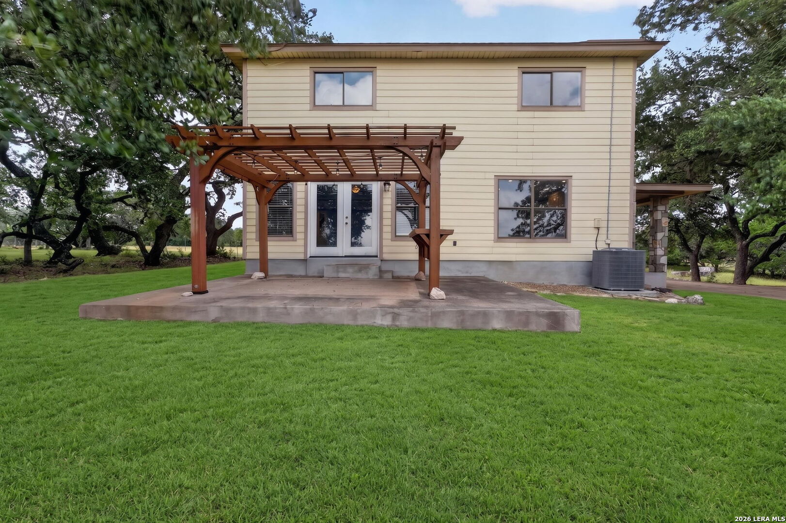 988 Summit Road Lakehills TX 78063