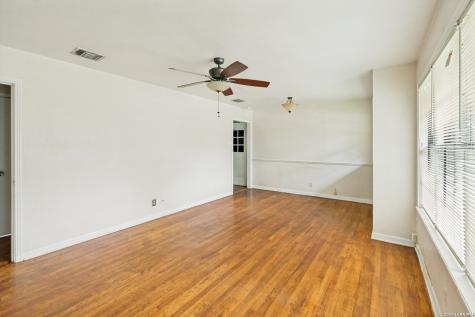 162 Cyril Drive San Antonio TX 78218