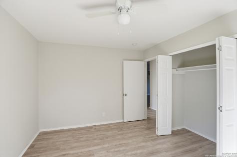 146 Hillsdale San Antonio TX 78227