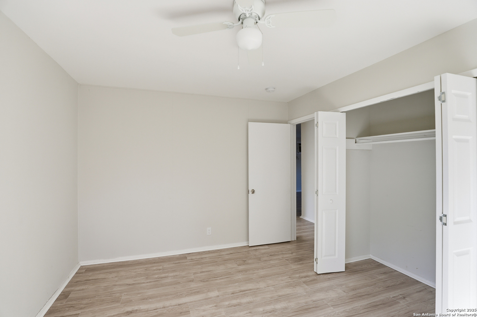 146 Hillsdale San Antonio TX 78227