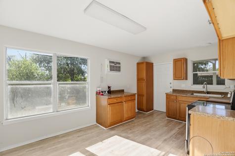 146 Hillsdale San Antonio TX 78227