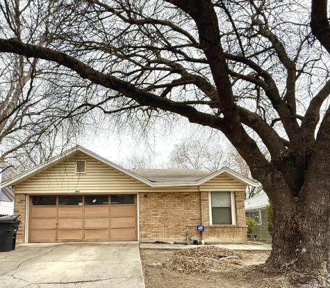 10007 Sugarloaf Drive San Antonio TX 78245
